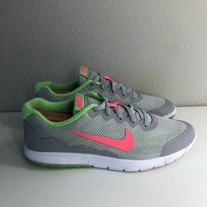 Nike Womens Flex Experience RN 4 Running Shoes